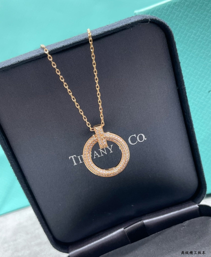 T*f*ny necklaces